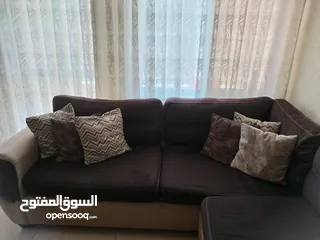  5 طقم كنب كورنر تفصيل خشب ثقيل سفنج عالي بحاله ممتازه