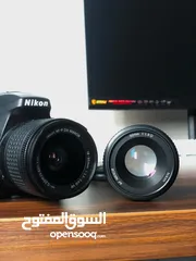  1 Nikon D5300 مع عدستين