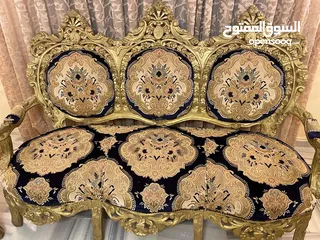  1 طقم كنب حفر فخم موديل كلاسيك وطقم خشب زان