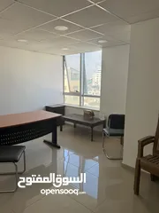  2 مكاتب فارغة للايجار في رام الله قرب دوار الساعه