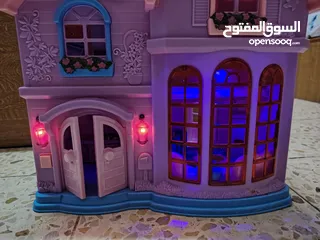  9 بيت باربي بحالة الجديد