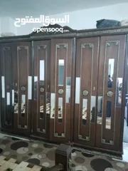  9 غرفتين نوم و طقم كنب للبيع