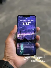  2 بحالة الوكالة iPhone 13 Pro