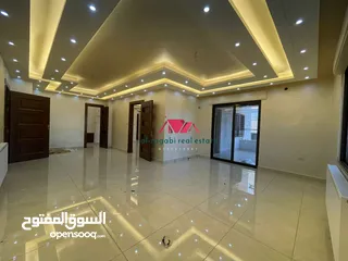  1 شقة / للايجار / شبه لم تسكن / 3نوم / الرابية / 220 متر