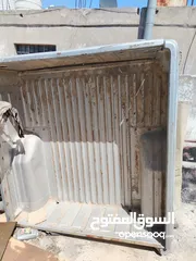  3 صندوق بكب ايسوزو 2003 بحاله جيدة لون سلفر