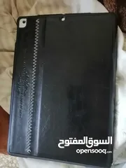  2 ايباد 9 نضيف بس كيبل وياه