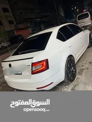  3 سكودا اوكتافيا بسعر حرق عل الكاش