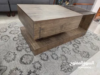  4 طاولة وسط للبيع مع طاولات سيرفس