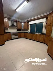  8 شقة للبيع في الكرسي  ( Property ID : 33846 )