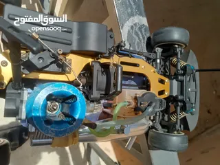  8 سيارة  تحكم عن بعد احترافية1/10 نايترو (وقود) مش للاطفال