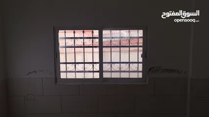  8 شقة وستوديو لليجار في جرش بيادر عجرمة بجانب المدينة الرياضية