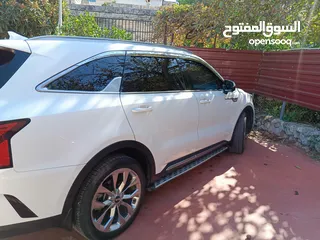  12 كيا سورينتو