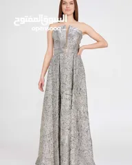  13 فساتين ماركات عالمية بتصاميم خاصة