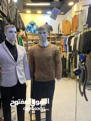  2 محل ملابس للبيع