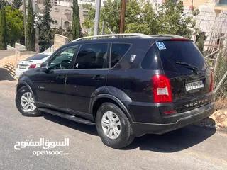  4 سيارة جيب ريكستون للبيع