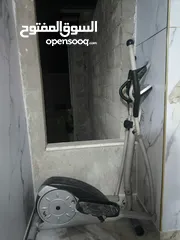  1 دراجة رياضية مستعملة للبيع
