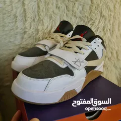 1 [سنيكرز  جديد نمرة 43] نايكي جوردان جمب مان جاك (ترافيس سكوت) المميز