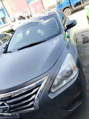  5 Nissan Altima