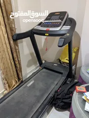 4 المشاية الرياضية كارنيللي A25 للبيع
