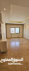  13 في أجمل مواقع الرابية قرب المدارس المعمدانية شقة طابق ثالث 200م بتشطيبات راقية /ref 9009