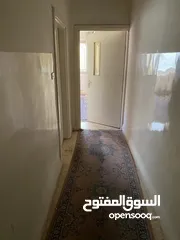  6 شبه فيلا موقع مميز جداً