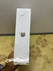  3 Apple AirPods pro Max