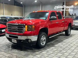  1 GMC Sierra 2500 HD