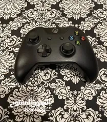  3 Xbox one with kinect and controller
