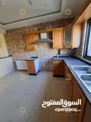  18 شقة سوبر ديلوكس - دابوق - 3نوم 1ماستر - 220م - ارضية مع حديقة - منطقة هادئة ومميزة