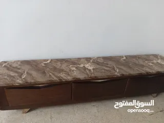  3 طاولة فوقهار خامة مافيهاولاخدش رجاء الاتصال