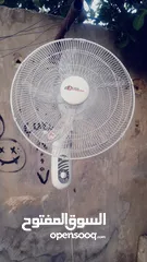 3 مرواح بصلاة على البني مواتير نحاس مقفولات