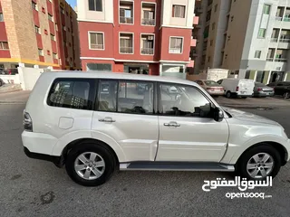  1 Mitsubishi pajero 2009