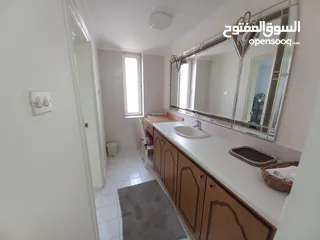  4 شقة مفروشة للإيجار 320م2 ( Property 17373 ) سنوي فقط