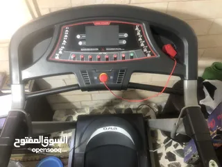  2 جهاز مشي امريكي بحالة ممتازة للبيع