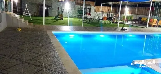  12 شاليه مفروش وجغهز للبيع بسعر مغرري جدا عالكاش البيع لعدم التفرغ