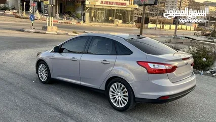  3 فورد فوكس 2013 للبيع كاش