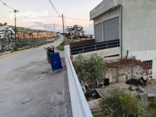  2 منزل مع حواصل مع ارض مستقل للبيع بناء جديد