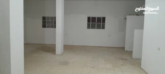  4 مخازن للايجارر