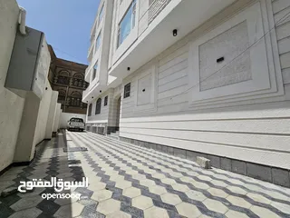  15 عمارة للبيع