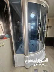  5 جاكوزي حديث وكبير للبيع بسعر رخيص