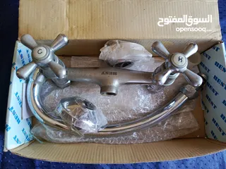  4 حنفية للبيع بس بدينارييييين