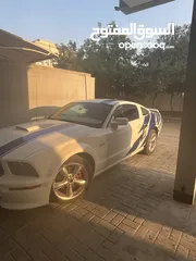  5 Mustang gt 2008