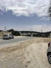  1 ناعور حوض 8 ام السماق 950 م من المالك مباشره