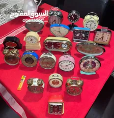 1 ساعات منبهه قديمة. خصم 20٪؜ على الاسعار الموجودة على الصور والتفاصيل في الوصف.