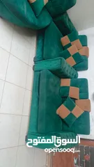  2 طقم كنب مستعمل للبيع وقابل للتفاوض