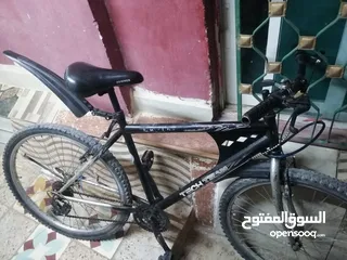  2 دراجة ألماني جنط 26 شبه جديد ممتاز للبيع