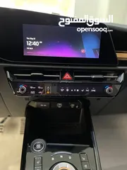  12 Kia Niro Hybrid