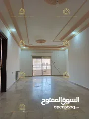  17 شقة مميزة - الجبيهة - 3نوم1ماستر - 220م - بلكونتين بإطلالــــه مميزة - قرب الخدمات العامة