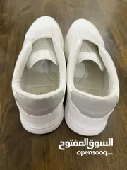  3 حذاء الدو لون ابيض