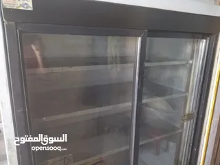  9 ثلاجة عرض بابين تبريد ممتاز للبيع